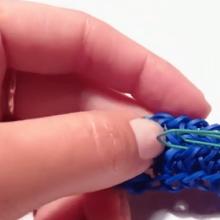 How to weave a bag from rubber bands: a detailed master class for beginner needlewomen Bag from rubber bands